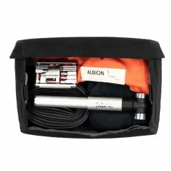 Apidura Racing Handlebar Minipack 2,5 L 8 Apidura Racing Handlebar Minipack 2,5 L -Cykler Salg miniinside2